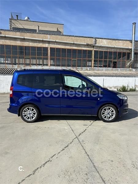 Azul Usado 2017 Ford Tourneo Courier Titanium Monovolumen | 10.500 € (Precio justo) - Imagen 1/4