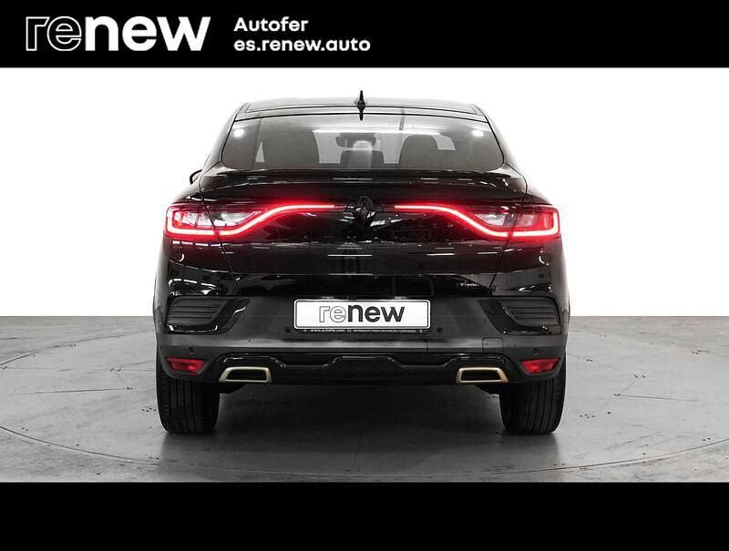 Usado Renault Arkana Engineered 145 CV (106 kW) 2022 Negro SUV