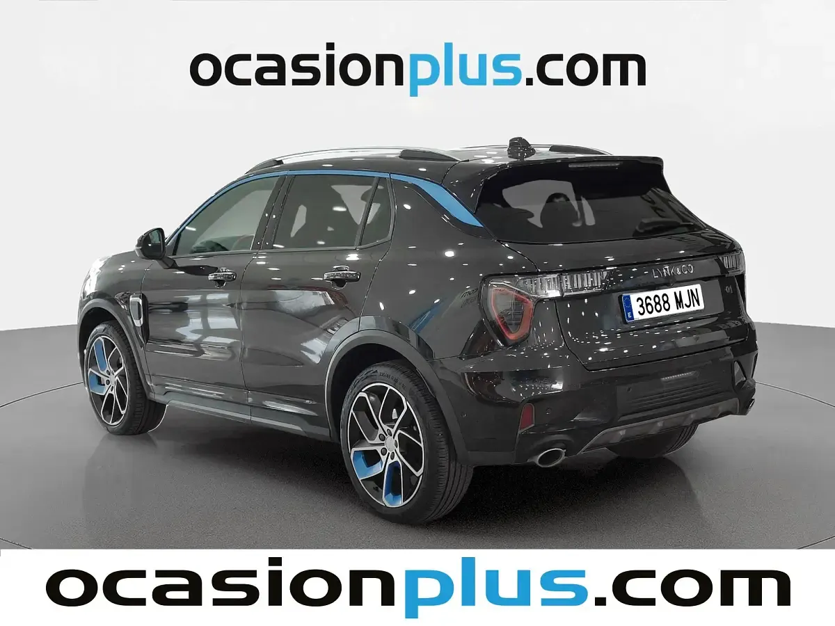 Usado Lynk & Co 01 261 CV (191 kW) 2023 Negro SUV