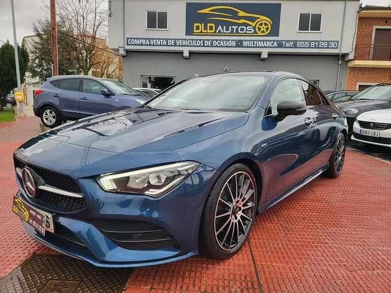 Usado Mercedes CLA200 150 HP (110 kW) 2021 Azul Coupé