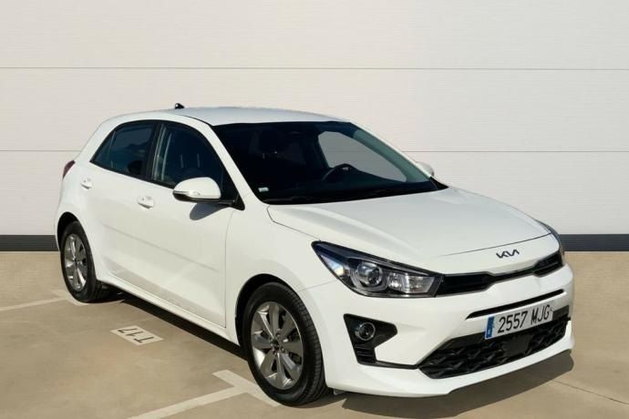 Usado 2023 Kia Rio Utilitario | 13.932 € (Precio justo) - Imagen 1/4