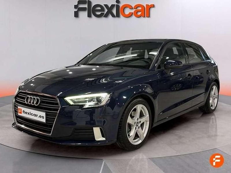 Usado Audi A3 Sportback 116 CV (85 kW) 2017 Azul Utilitario