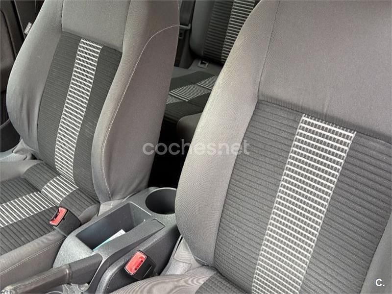 Usado VW Golf VI Highline 105 CV (77 kW) 2008 Negro Utilitario