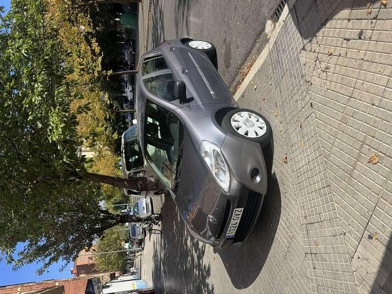 Usado Renault Clio II Campus 75 CV (55 kW) 2010 Gris Utilitario