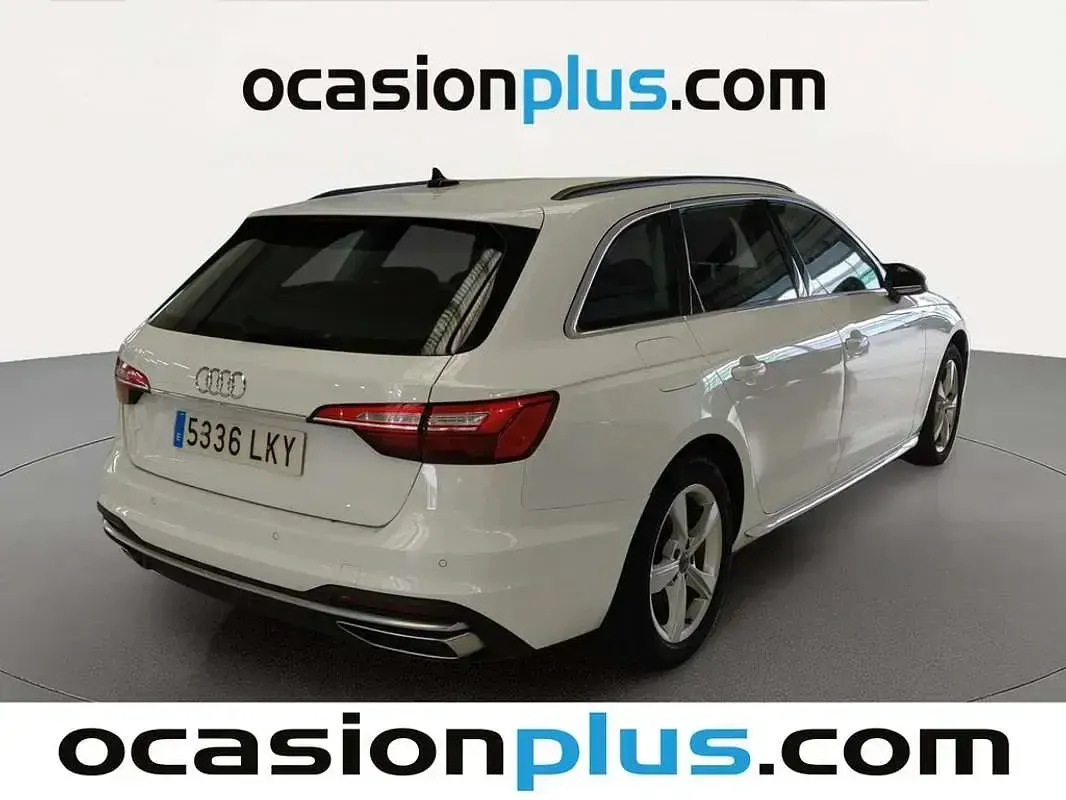 Usado Audi A4 Advanced 163 CV (119 kW) 2020 Blanco Familiar