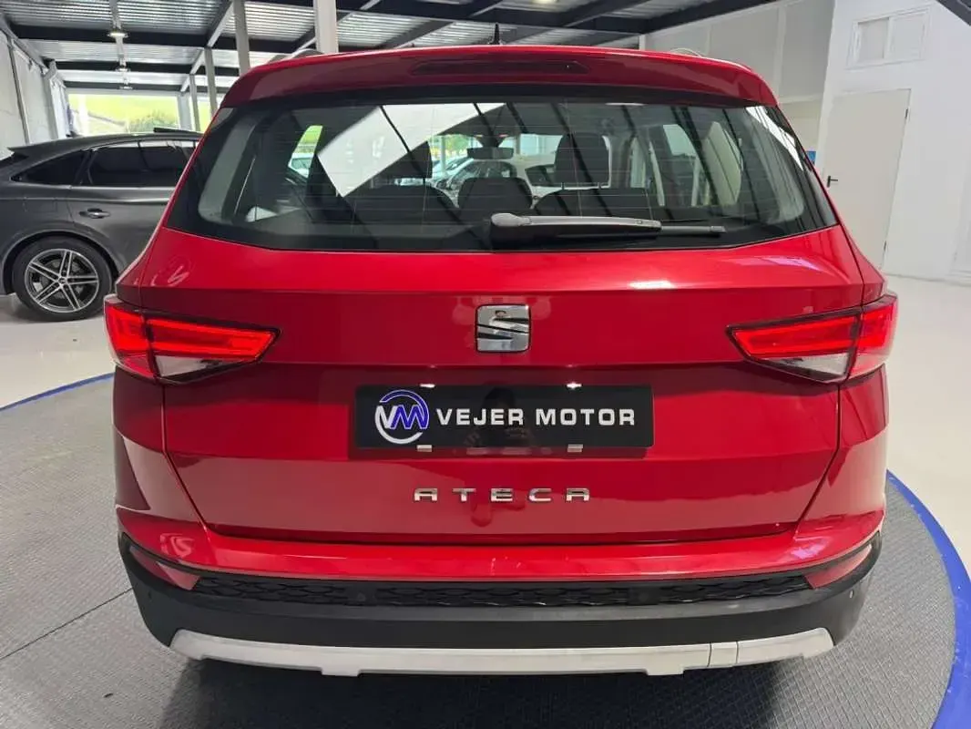 Usado Seat Ateca Ecomotive 116 CV (85 kW) 2020 Rojo SUV