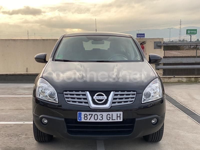 Usado Nissan Qashqai Tekna 140 CV (102 kW) 2009 Negro SUV