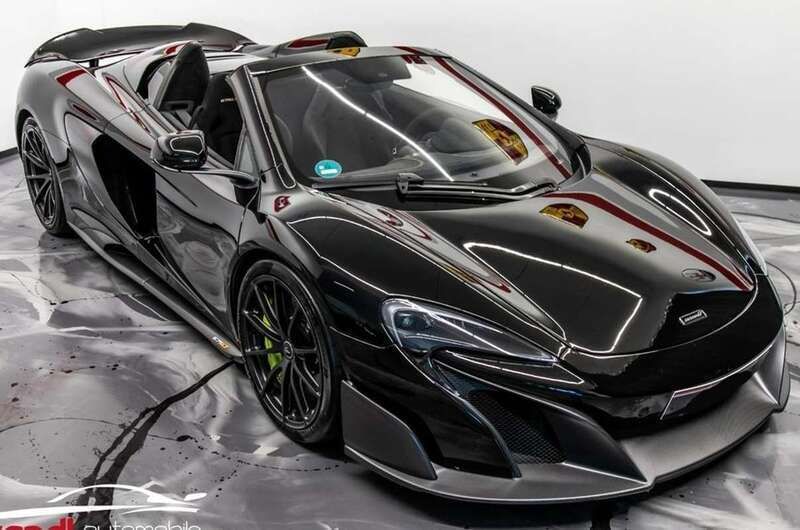 Negro Usado 2016 McLaren 675LT Descapotable | 356.900 € - Imagen 1/4