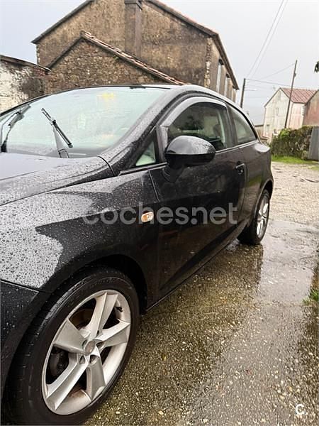 Usado Seat Ibiza SC Sport 90 CV (66 kW) 2012 Negro Utilitario