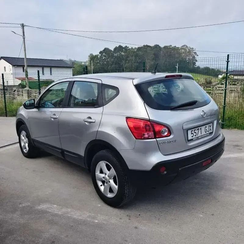 Usado Nissan Qashqai Acenta 141 CV (103 kW) 2008 Gris SUV