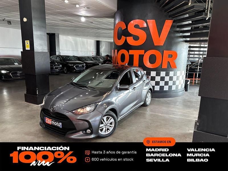 Usado Mazda 2 Center-Line 116 CV (85 kW) 2023 Gris Utilitario