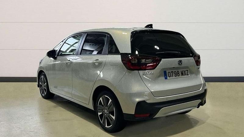 Usado Honda Jazz Advance 122 CV (89 kW) 2025 Blanco Utilitario