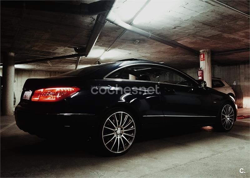 Usado Mercedes E250 204 CV (150 kW) 2012 Azul Coupe