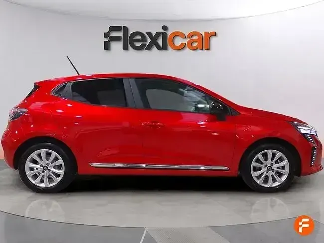 Usado Renault Clio Evolution 100 CV (73 kW) 2025 Rojo Utilitario