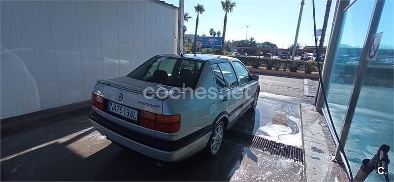Usado VW Vento GT 115 CV (84 kW) 1994 Gris / plata Berlina