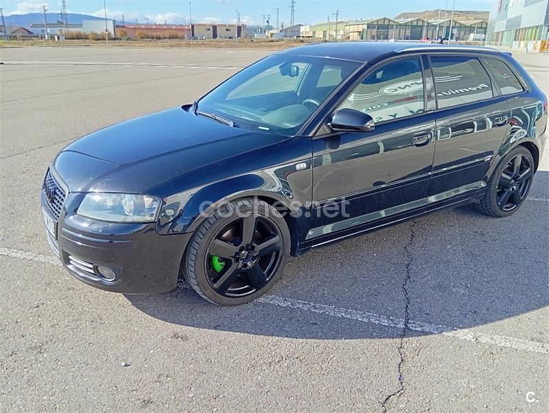 Usado Audi A3 Ambiente 170 CV (125 kW) 2006 Negro Berlina