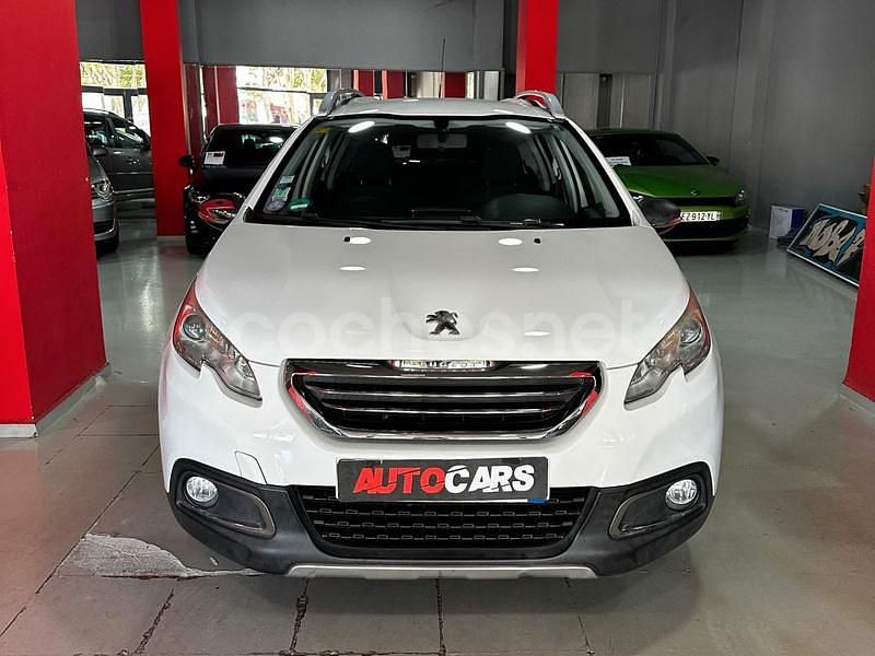 Usado Peugeot 2008 Access 82 CV (60 kW) 2014 Blanco SUV