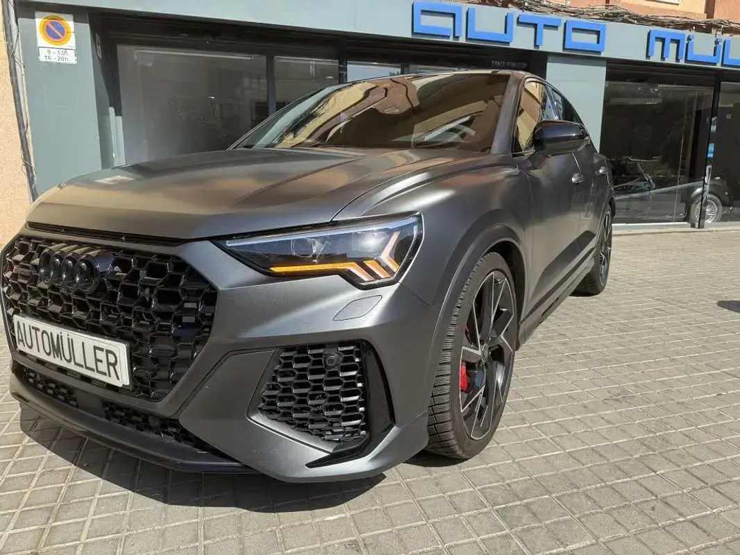 Usado Audi RS Q3 Sportback 400 CV (294 kW) 2024 Gris SUV
