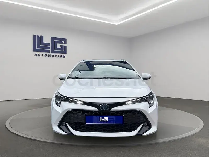 Usado Toyota Corolla Business Edition 122 CV (89 kW) 2022 Blanco Familiar