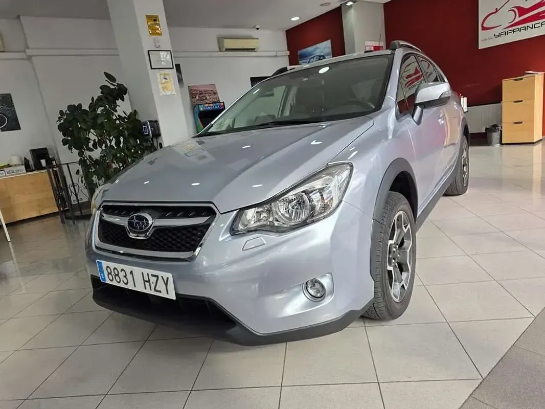 Usado Subaru XV 156 CV (114 kW) 2014 Gris / plata SUV