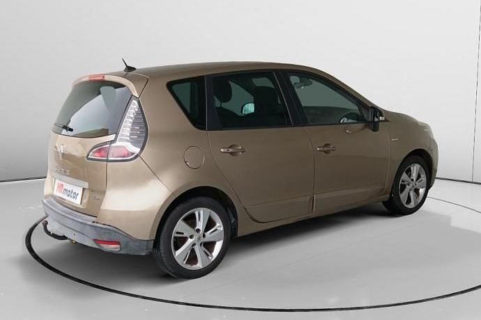 Usado Renault Scénic III LIMITED 115 CV (84 kW) 2015