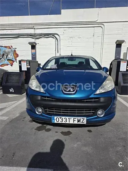 Usado Peugeot 207 CC 120 CV (88 kW) 2007 Azul Descapotable
