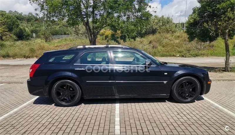 Usado Chrysler 300C Touring 218 CV (160 kW) 2006 Negro Familiar