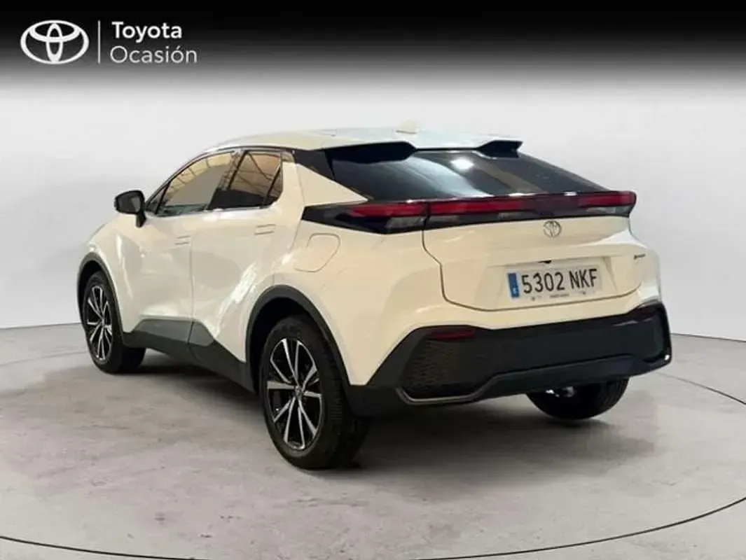 Usado Toyota C-HR Advance 223 CV (164 kW) 2026 Blanco SUV