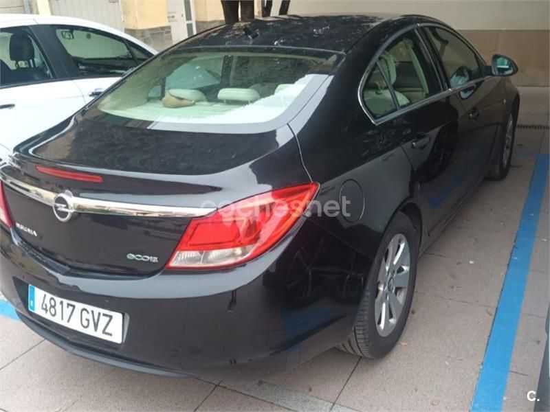 Negro Usado 2010 Opel Insignia Cosmo Berlina | 4600 € (Precio justo) - Imagen 1/4