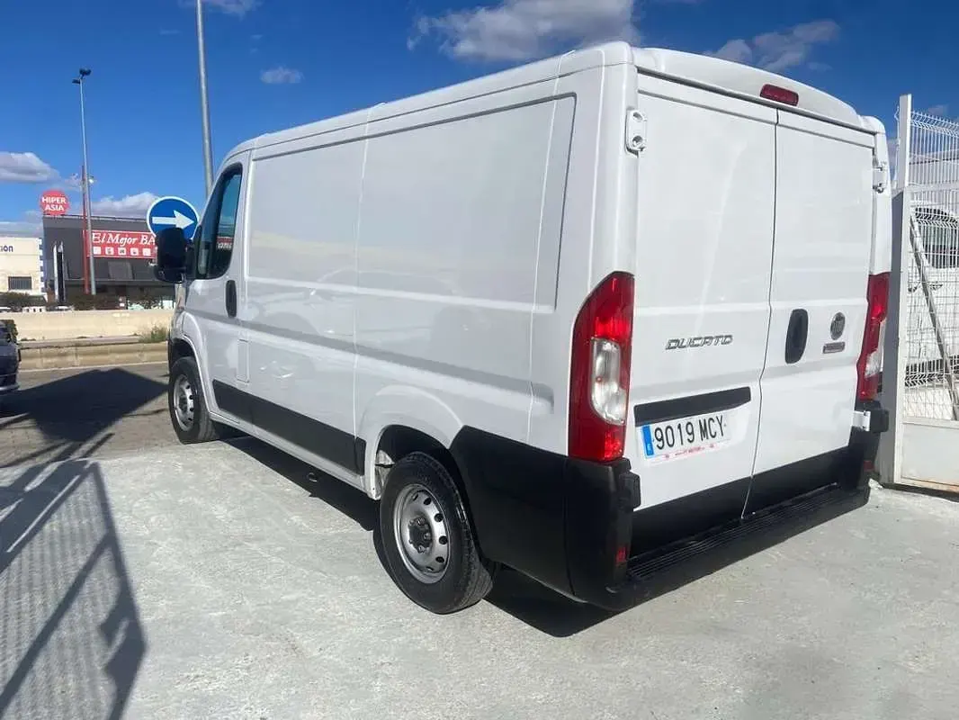 Usado Fiat Ducato 139 CV (102 kW) 2023 Blanco Van