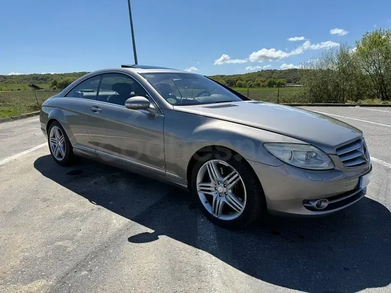 Usado Mercedes CL500 388 CV (285 kW) 2008 Beige Coupe