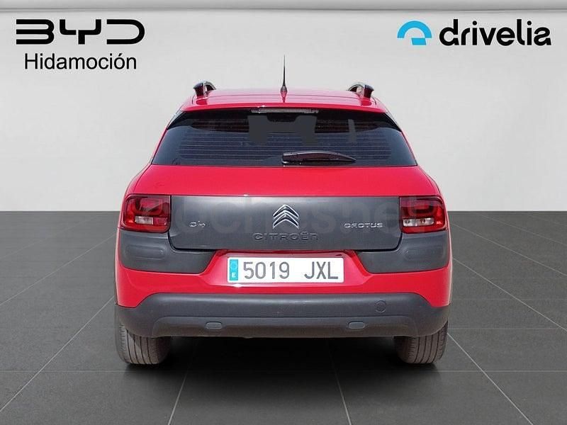 Usado Citroën C4 Shine 100 CV (73 kW) 2017 Rojo Berlina