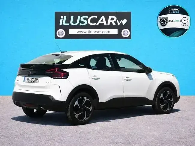 Usado Citroën C4 Feel 110 CV (80 kW) 2022 Blanco banquise Berlina
