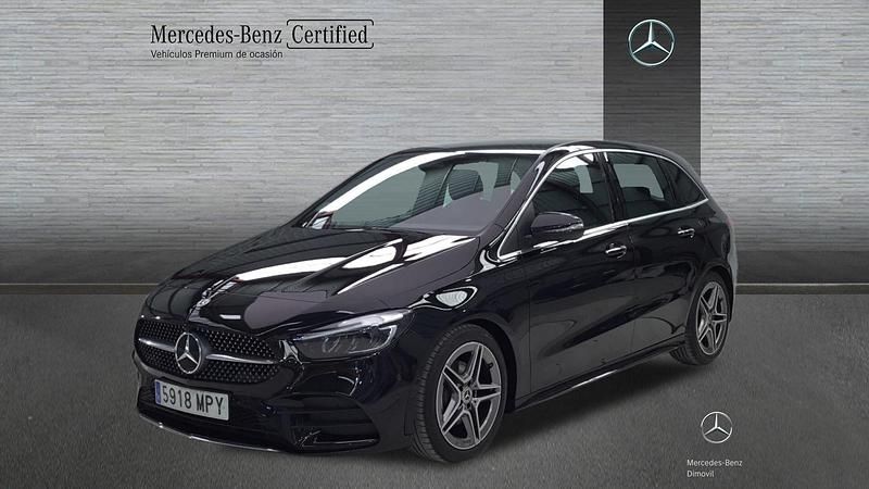 Usado Mercedes B180 AMG line 116 CV (85 kW) 2024 Gris Monovolumen
