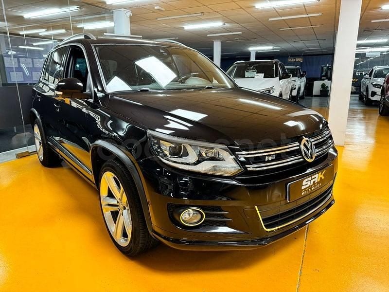 Usado VW Tiguan R-line 184 CV (135 kW) 2015 Negro SUV