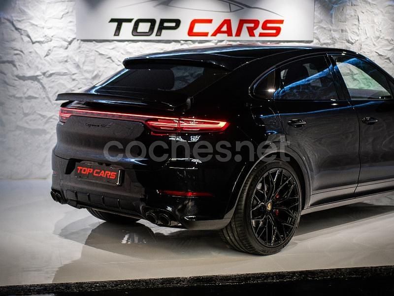 Usado Porsche Cayenne 460 CV (338 kW) 2020 Negro SUV