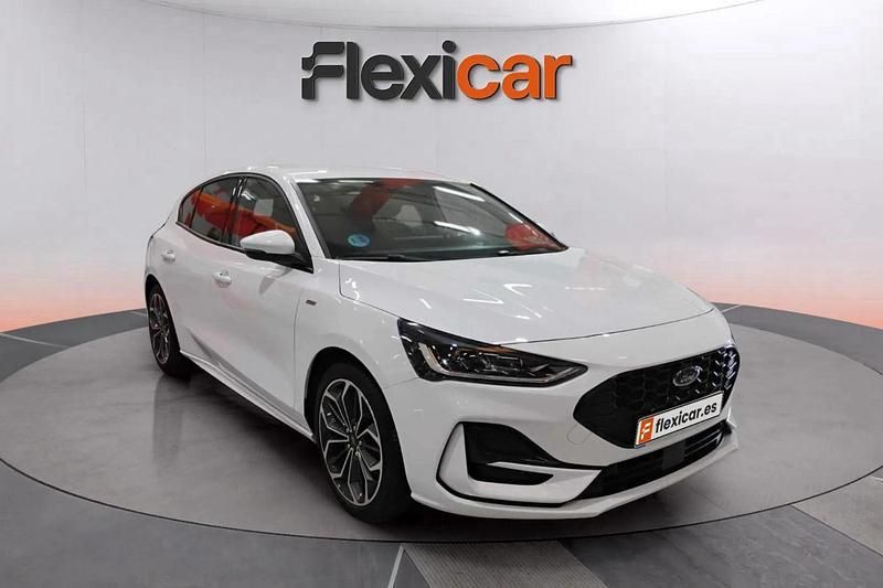Blanco Usado 2023 Ford Focus Active Berlina | 19.990 € (Precio justo) - Imagen 1/4