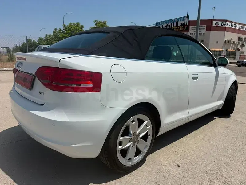 Usado Audi A3 Cabriolet Attraction 160 CV (117 kW) 2009 Blanco Descapotable