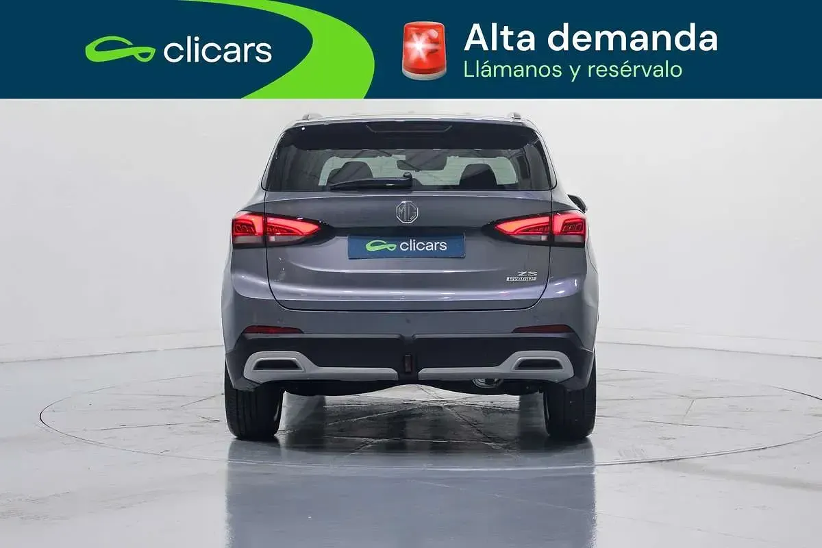 Nuevo MG ZS Luxury 102 CV (75 kW) 2026 Gris SUV