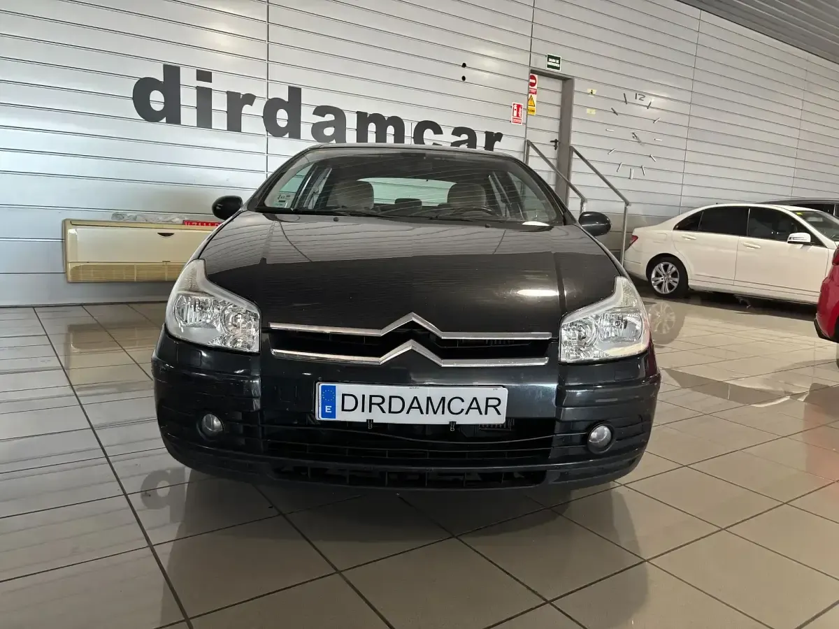 Usado Citroën C5 Exclusive 138 CV (101 kW) 2006 Gris