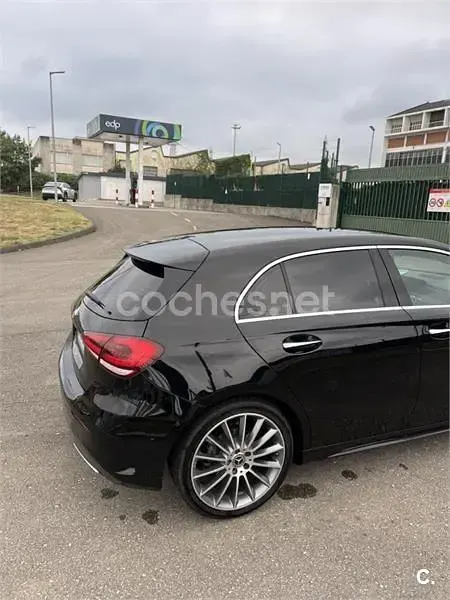 Usado Mercedes A180 136 CV (100 kW) 2020 Negro Berlina