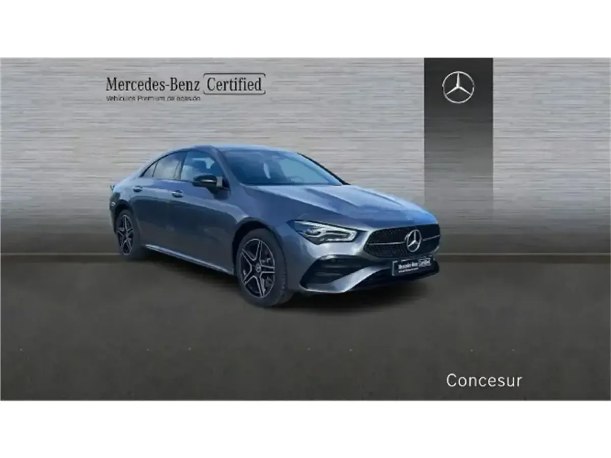 Usado Mercedes CLA250e 218 CV (160 kW) 2025 Gris Coupe
