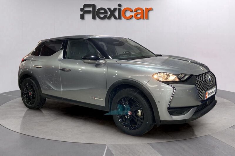 Gris Usado 2020 DS Automobiles DS3 Crossback E-Tense Performance SUV | 14.990 € (Precio justo) - Imagen 1/4