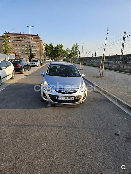 Gris / plata Usado 2011 Opel Corsa Berlina | 4100 € (Precio justo) - Imagen 1/4