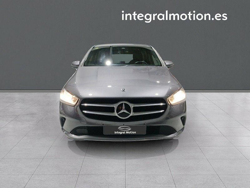 Usado Mercedes B180 116 CV (85 kW) 2019 Marrón Monovolumen