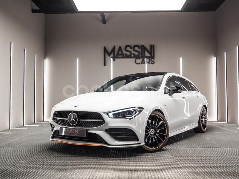 Blanco Usado 2020 Mercedes CLA250 Shooting Brake Familiar | 35.999 € - Imagen 1/4