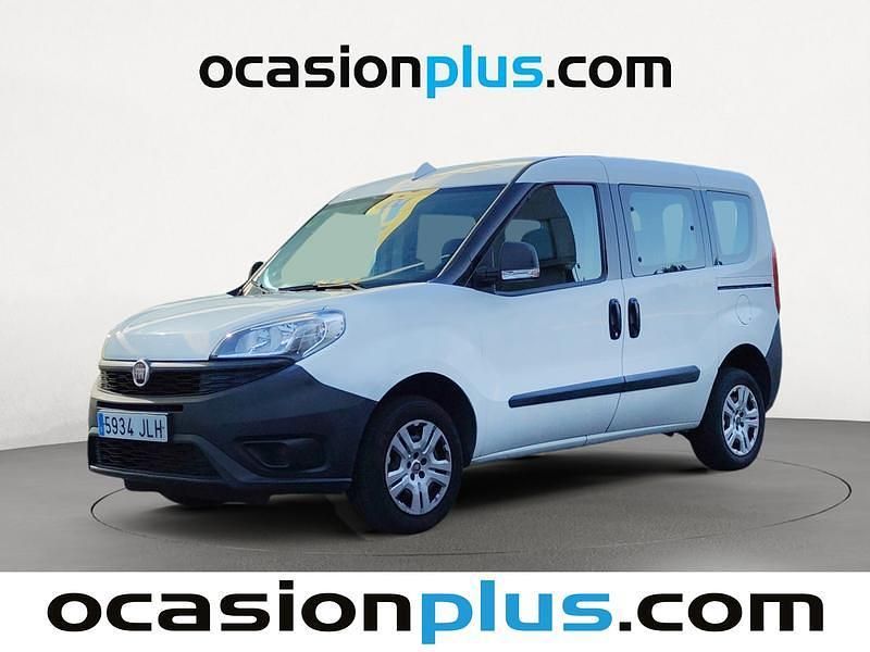 Blanco Usado 2016 Fiat Doblò Pop Monovolumen | 11.990 € (Caro) - Imagen 1/4
