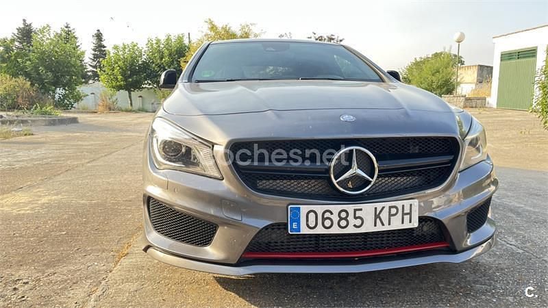 Usado Mercedes CLA250 218 CV (160 kW) 2016 Gris / plata Berlina