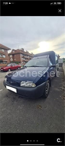 Azul Usado 1997 Ford Courier Monovolumen | 2000 € - Imagen 1/4