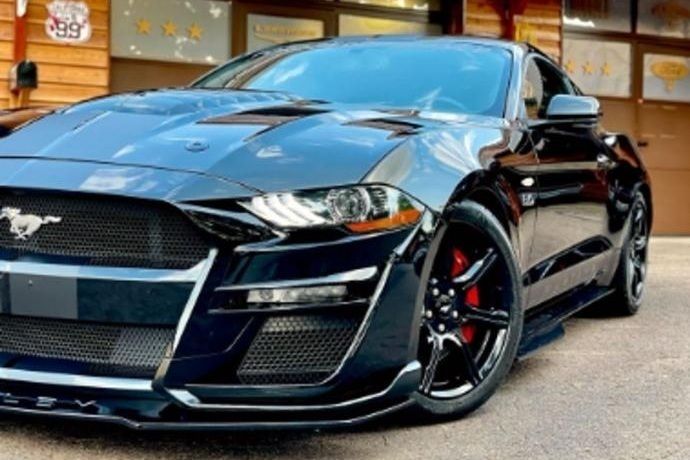 Usado Ford Mustang Performance Edition 450 CV (330 kW) 2021 Negro metalizado Utilitario